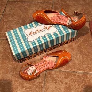 Betty Paige  strappy flats